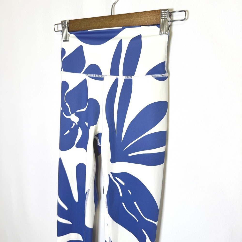 Wilo The Label Blue White Tropical Floral High Waisted Leggings XS NWT